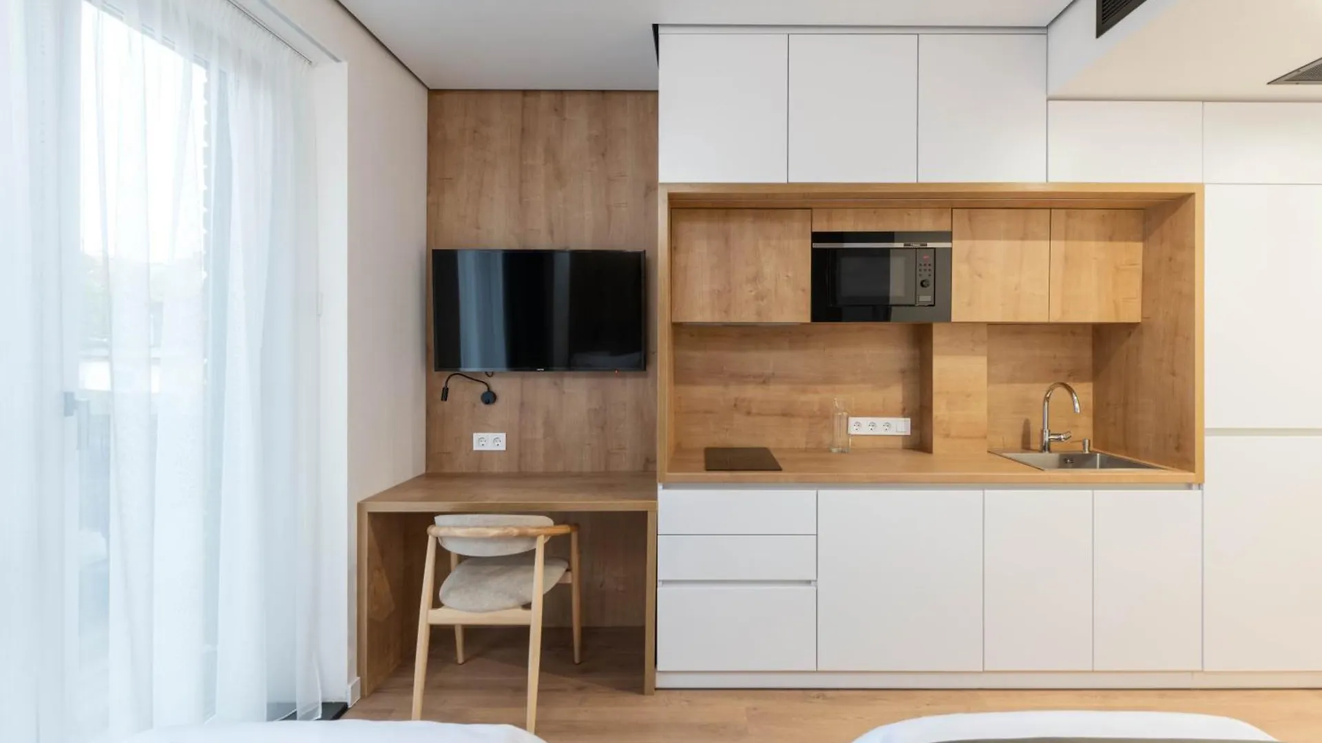 Lumen Living Hotel Kyiv