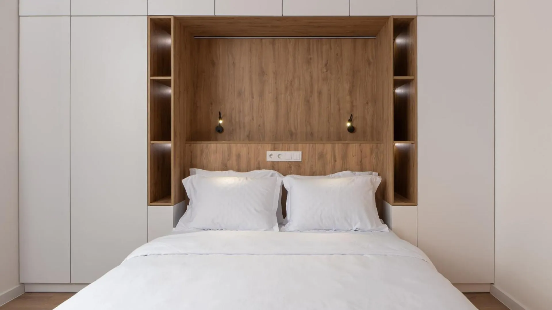 Отель Lumen Living Киев 4*,